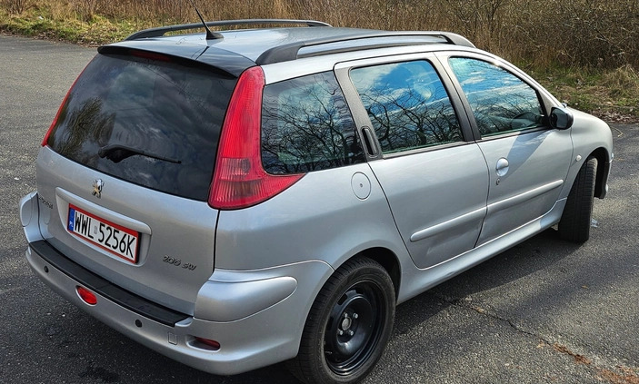 Peugeot 206 cena 6500 przebieg: 186000, rok produkcji 2003 z Łódź małe 667